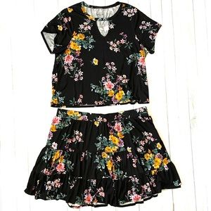 Torrid Super Soft Black Floral 2 Piece Skirt Set Women Plus Size 4X Matching Set